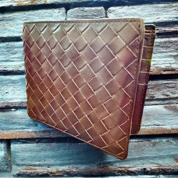 Bottega Veneta Intrecciato Leather Bifold Wallet - Picture 7 of 12